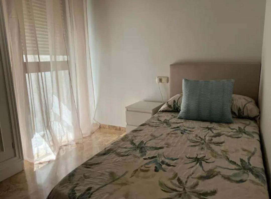 Apartamento Puente Romano Apartment Cordoba Luaran gambar